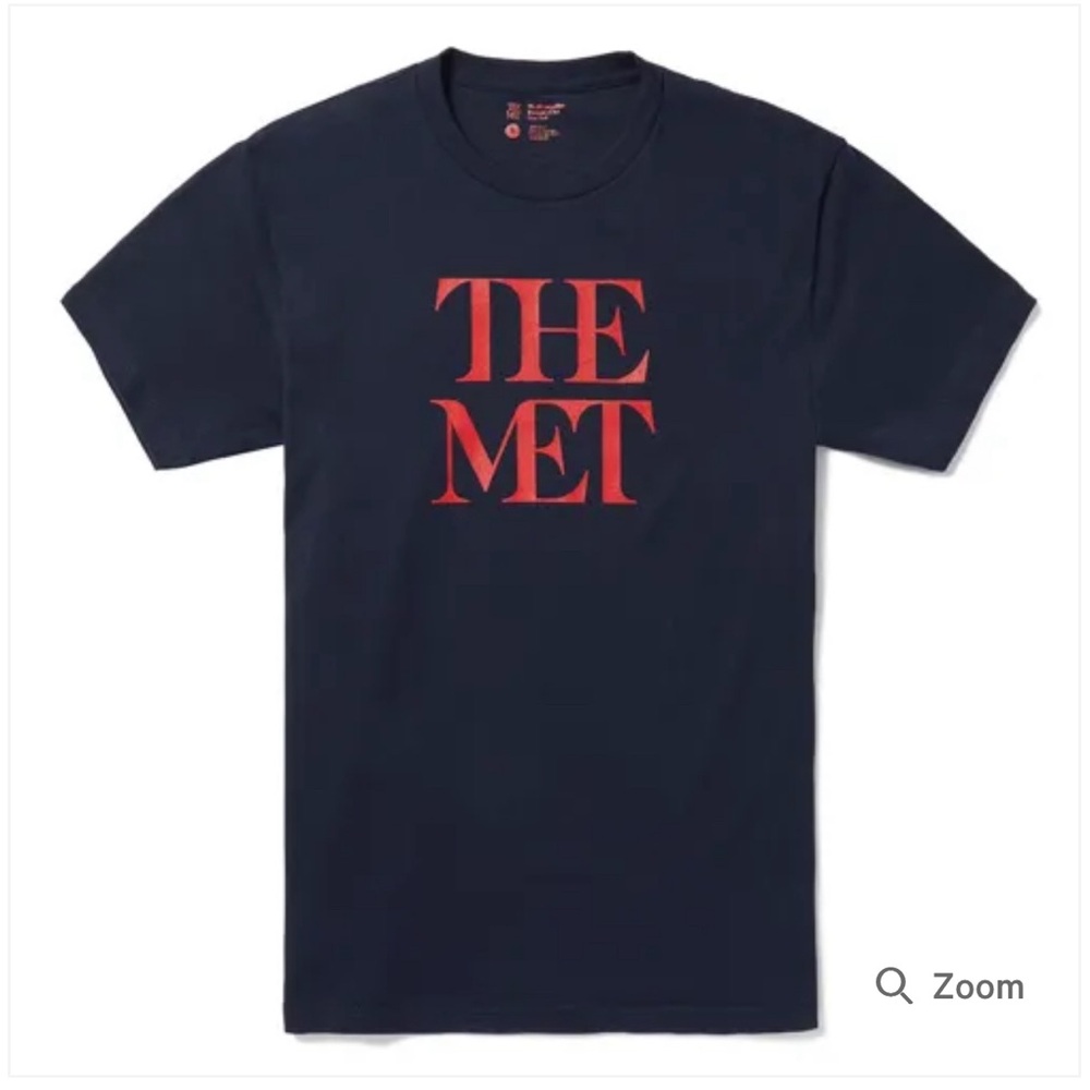 SALE‼️The Met Shirt size Medium
